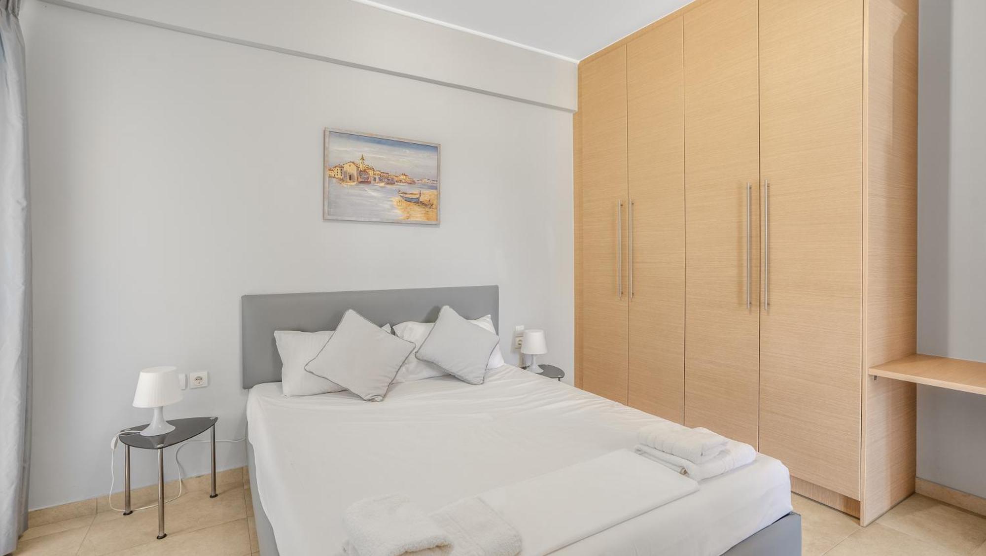 Agni Suites Nikiana Luaran gambar